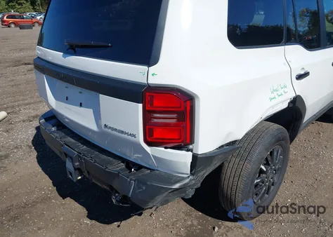 2025 Toyota Land Cruiser 1958 из США, поврежденный, VIN JTEABFAJ0SK027663